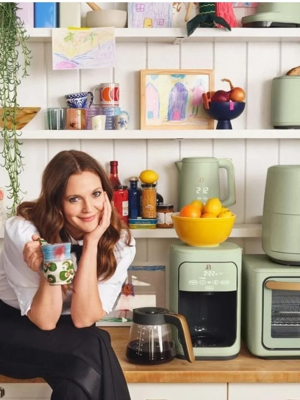 Beautiful 1.7L Electric Tea Kettle 1500W Adjustable Temp Cordless Sage Green